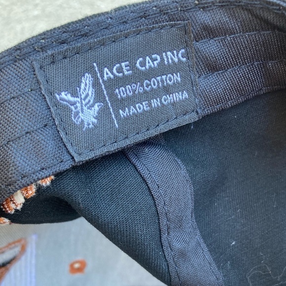 Texas Longhorns Black Script Spell-Out Snapback Hat One Size NCAA Big 12 College - Picture 5 of 10